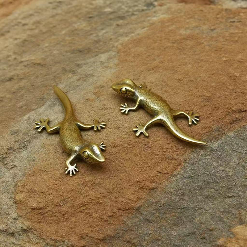 Handmade Bronze Retro Gecko Li - Home Office Gadgets avis et prix